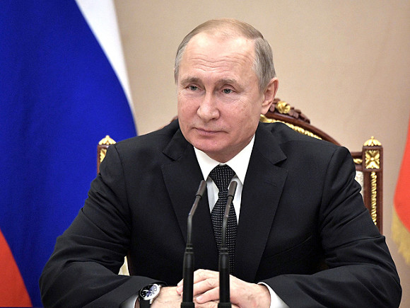 Путин назвал возможный срок победы России над коронавирусом