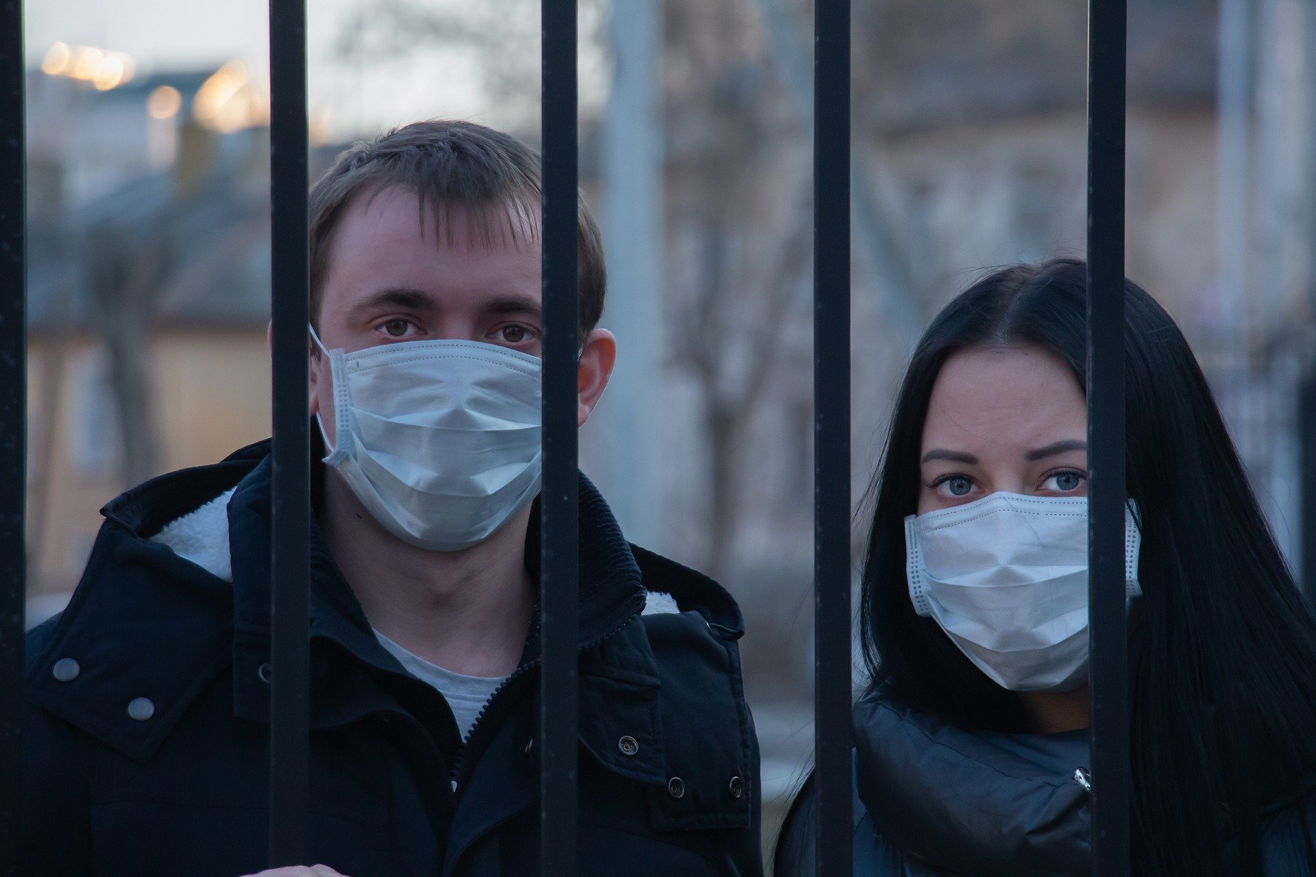 Коронавирус: Россия уходит на карантин